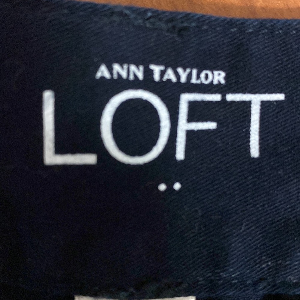 Loft Shorts - Picture 3 of 4